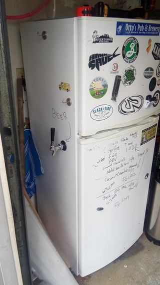 Illustration for article titled I need to keg my homebrew. So...KEGERATOR